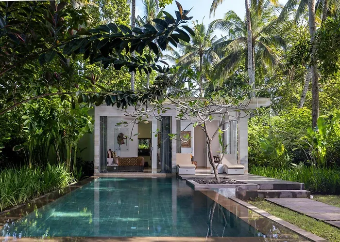 Kelapa Retreat And プルカン