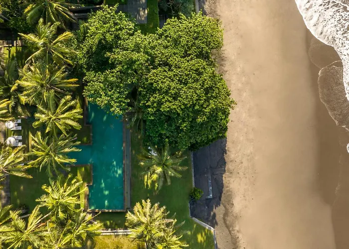 Kelapa Retreat And منتجع بولوكان